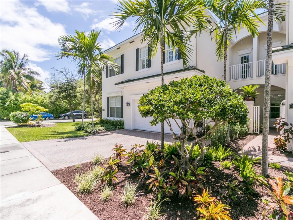 Jamestown Square - Residential