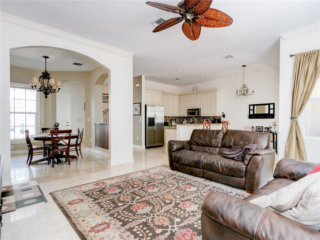 Jamestown Square - Residential