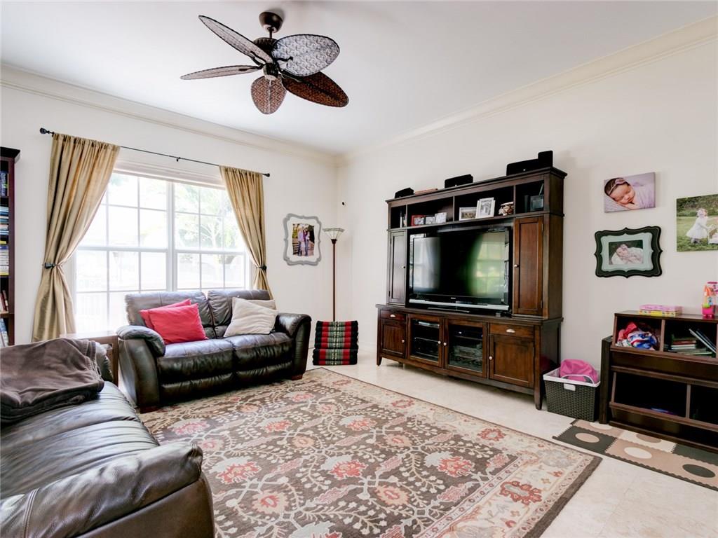 Jamestown Square - Residential