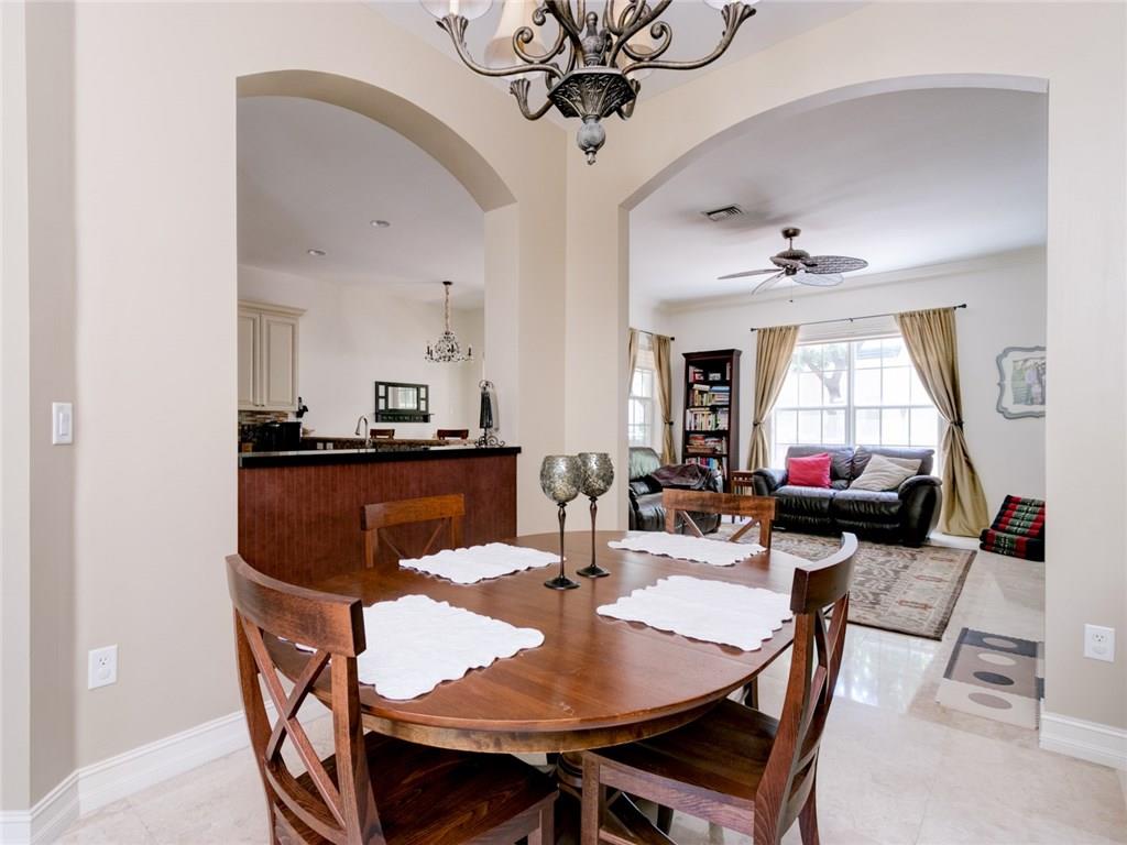 Jamestown Square - Residential