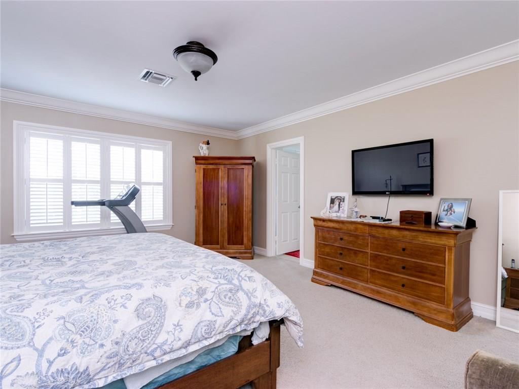 Jamestown Square - Residential