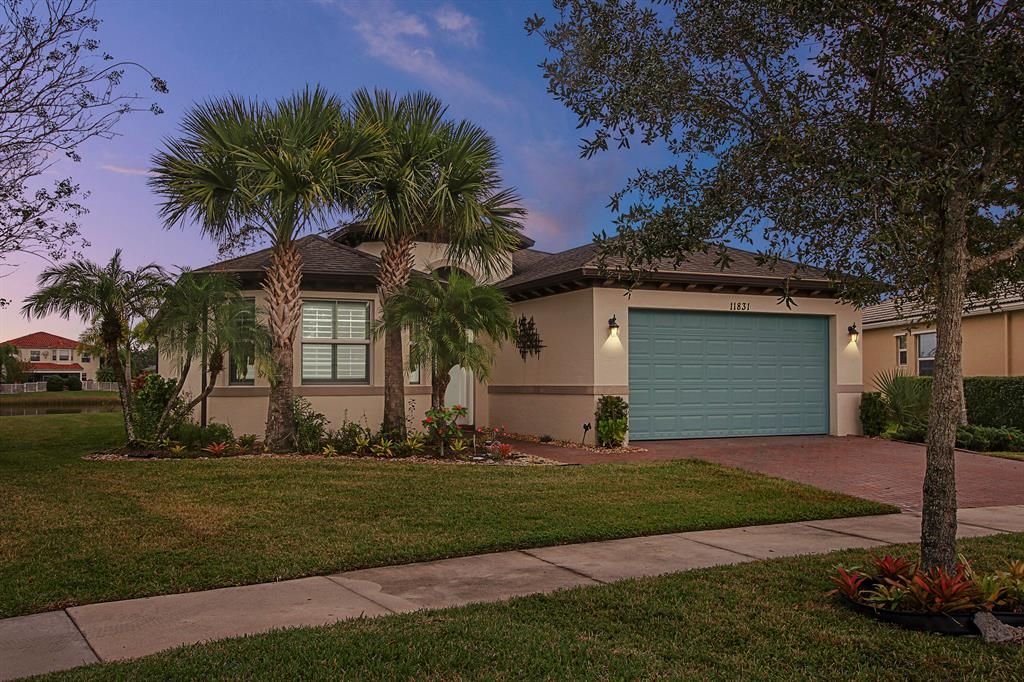 Photo of 11831 SW Crestwood Circle, Port Saint Lucie, FL 34987 (MLS # R10758654)