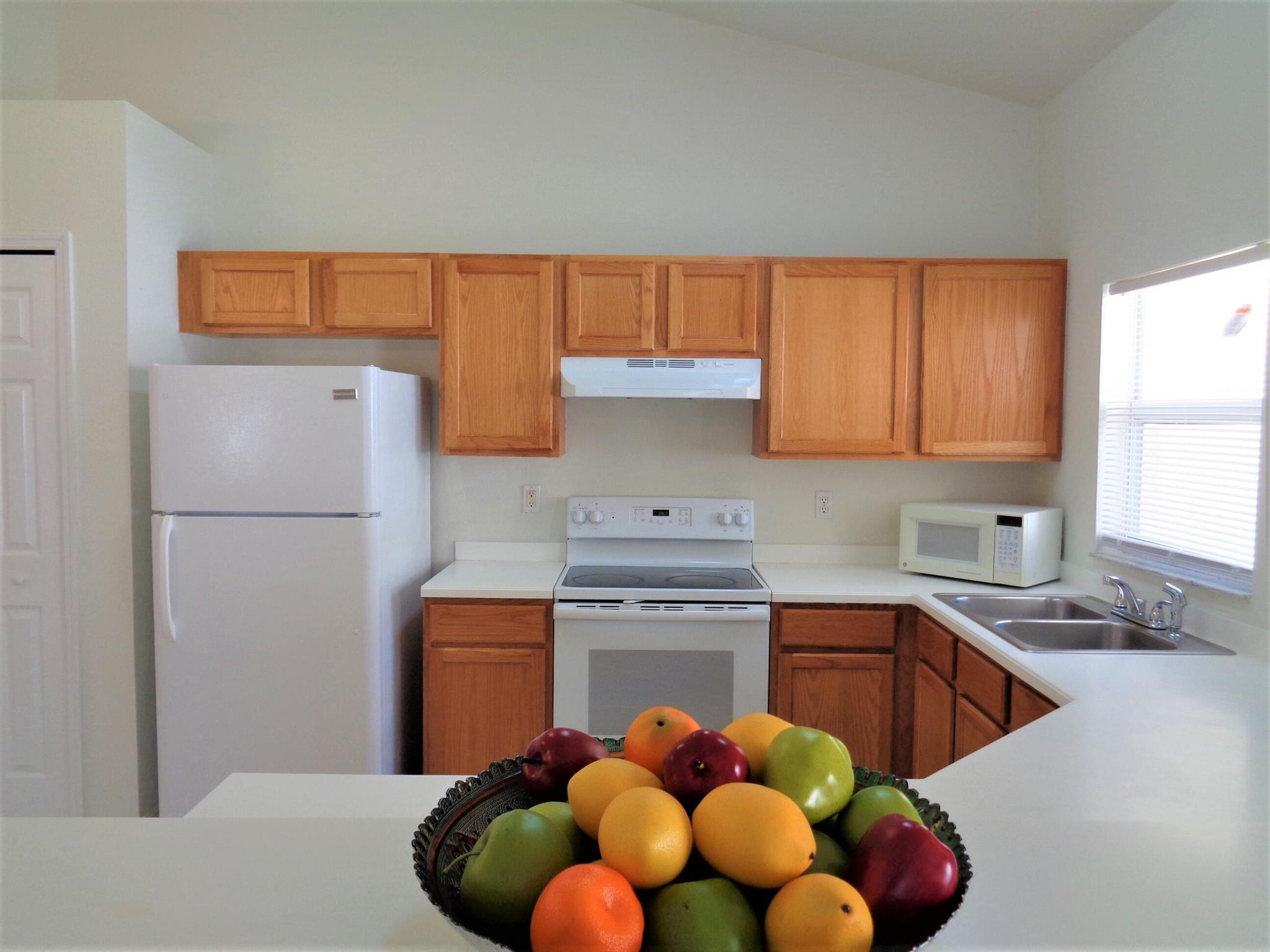 REPLAT OF SABAL TRACE SUB - Residential Lease