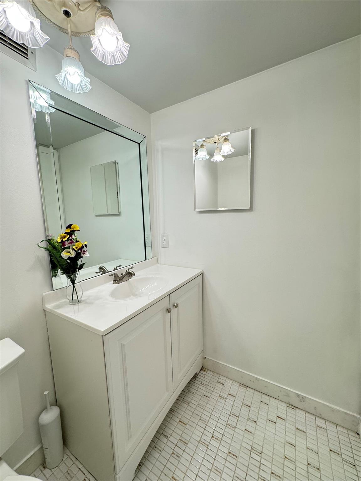 Sea Ranch Lakes North Con - Residential Lease