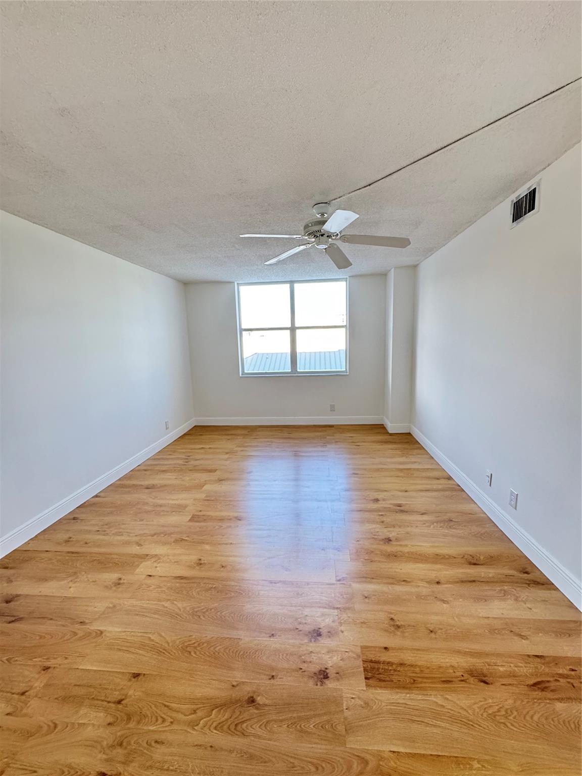 Sea Ranch Lakes North Con - Residential Lease