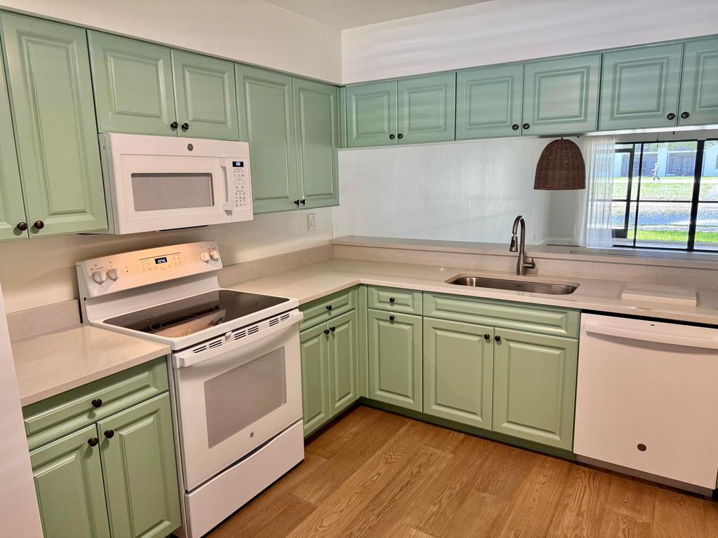 Photo of 401 Sabal Ridge Circle #401b, Palm Beach Gardens, FL 33418 (MLS # B26012660)