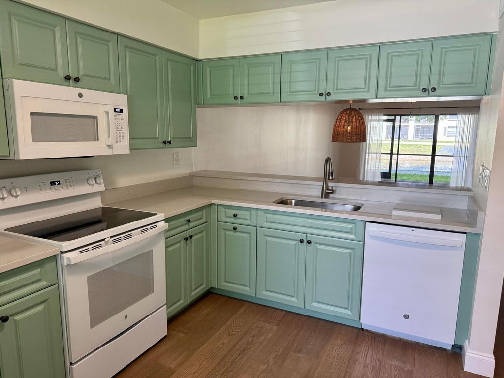 Photo of 401 Sabal Ridge Circle #401 B, Palm Beach Gardens, FL 33418 (MLS # B26012660)