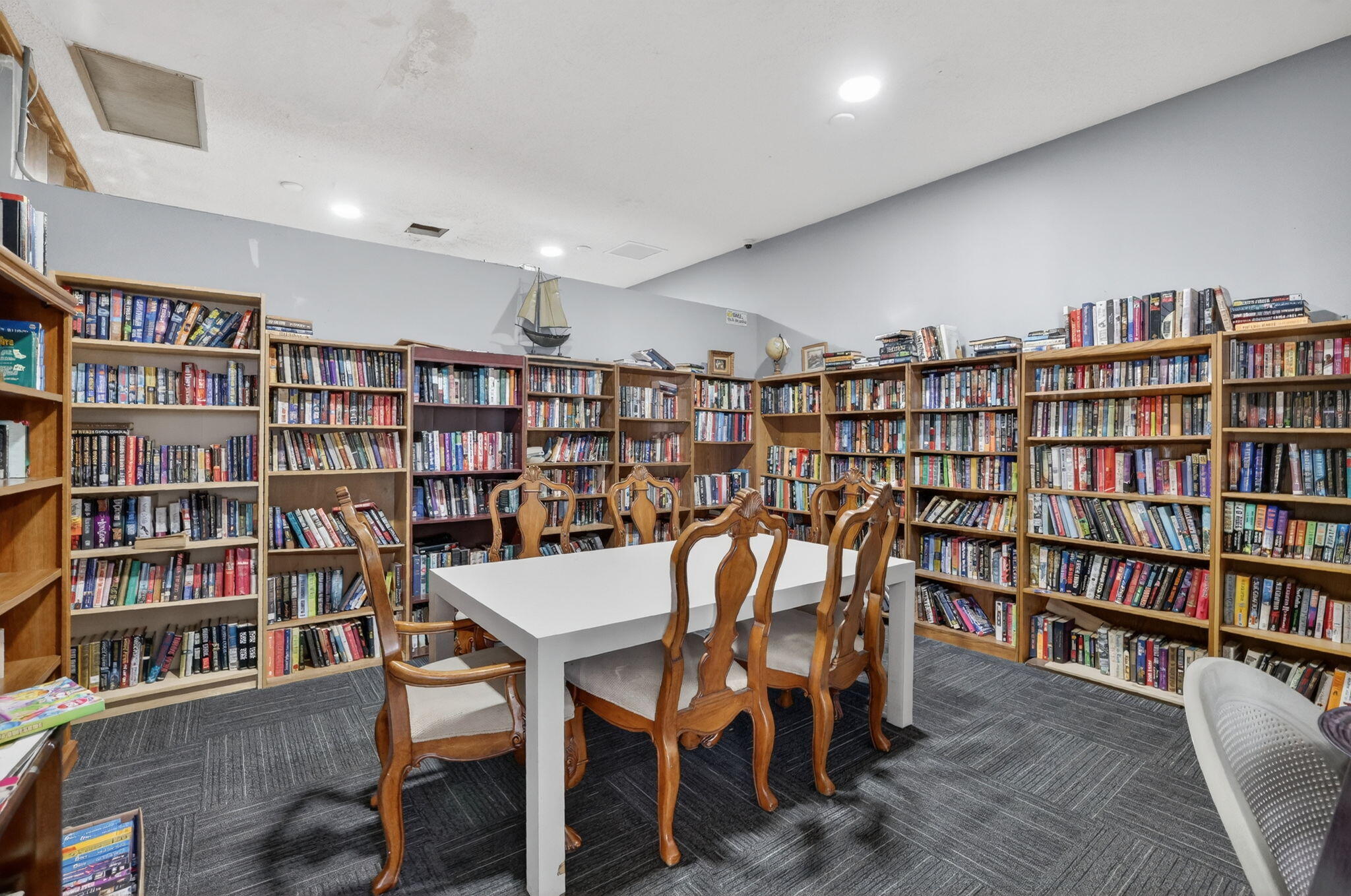 COURTYARDS OF BROWARD CONDOMINIUMS - Residential