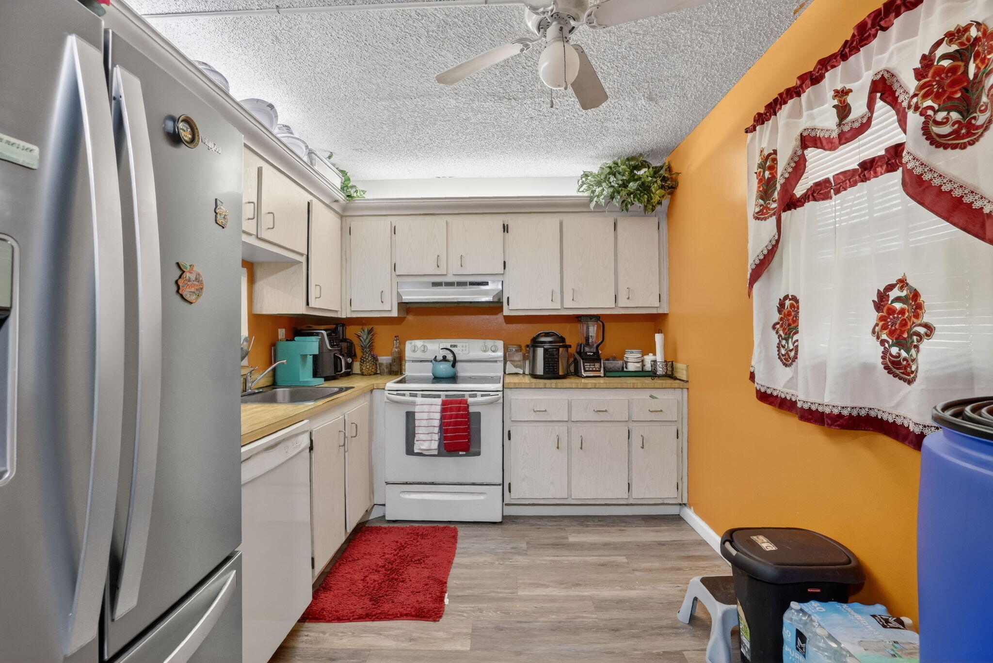 COURTYARDS OF BROWARD CONDOMINIUMS - Residential