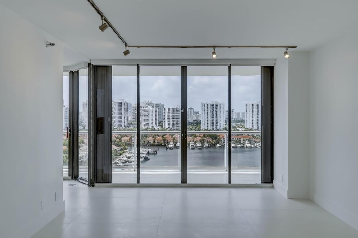 HARBORSIDE AT THE WATERWAYS CONDO - Residential Lease