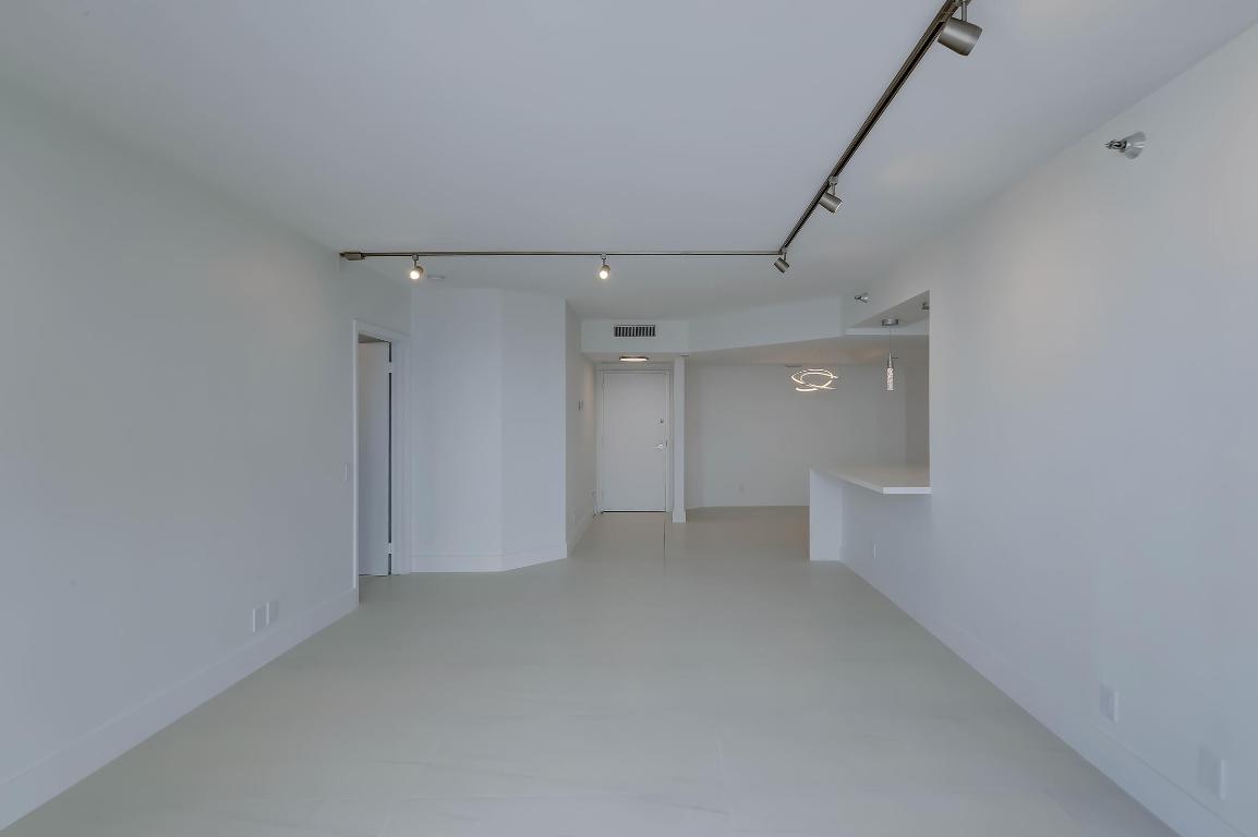 HARBORSIDE AT THE WATERWAYS CONDO - Residential Lease