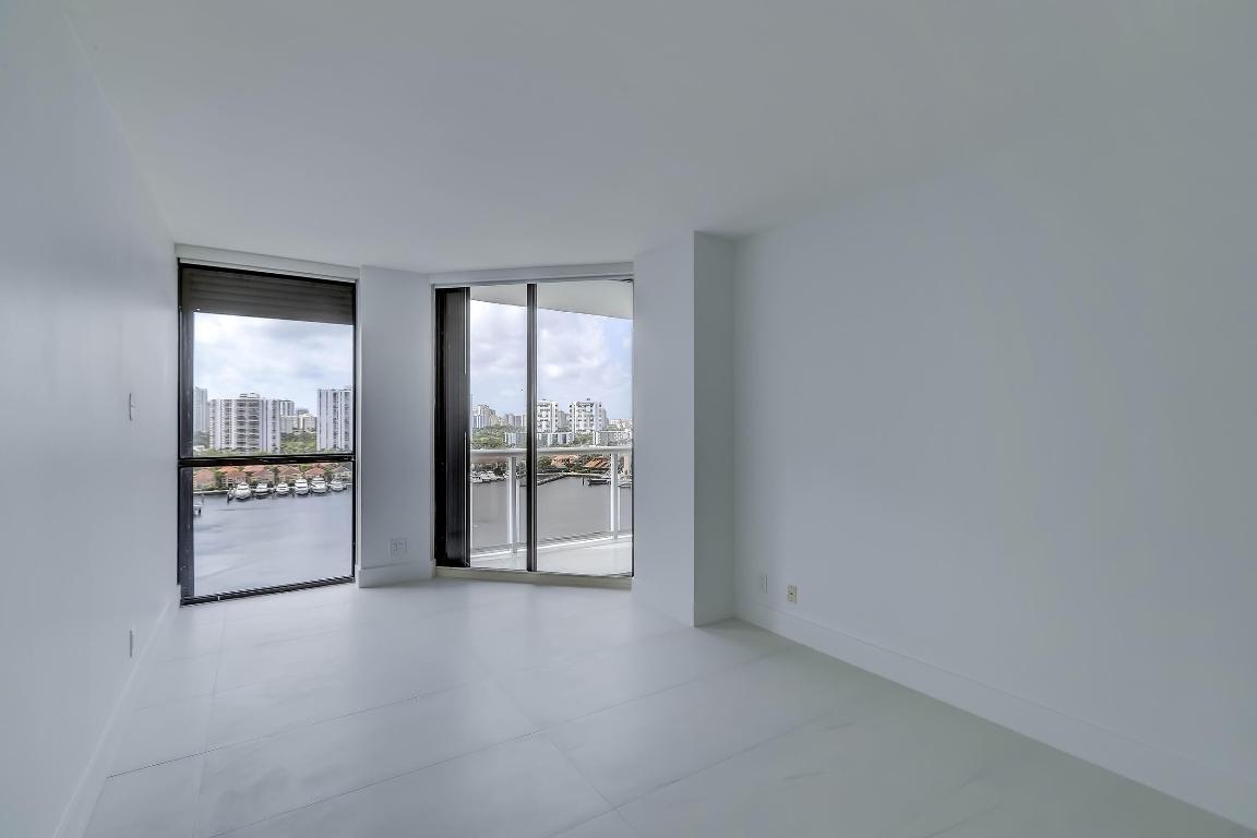 HARBORSIDE AT THE WATERWAYS CONDO - Residential Lease