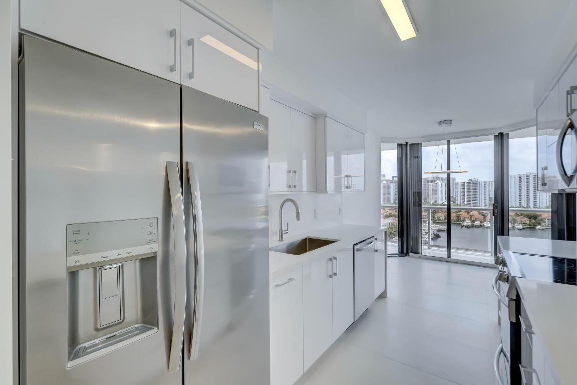 HARBORSIDE AT THE WATERWAYS CONDO - Residential Lease