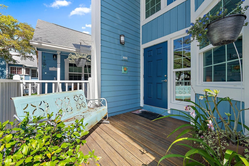 Photo of 605 Ocean Dunes Circle, Jupiter, FL 33477 (MLS # R11062811)