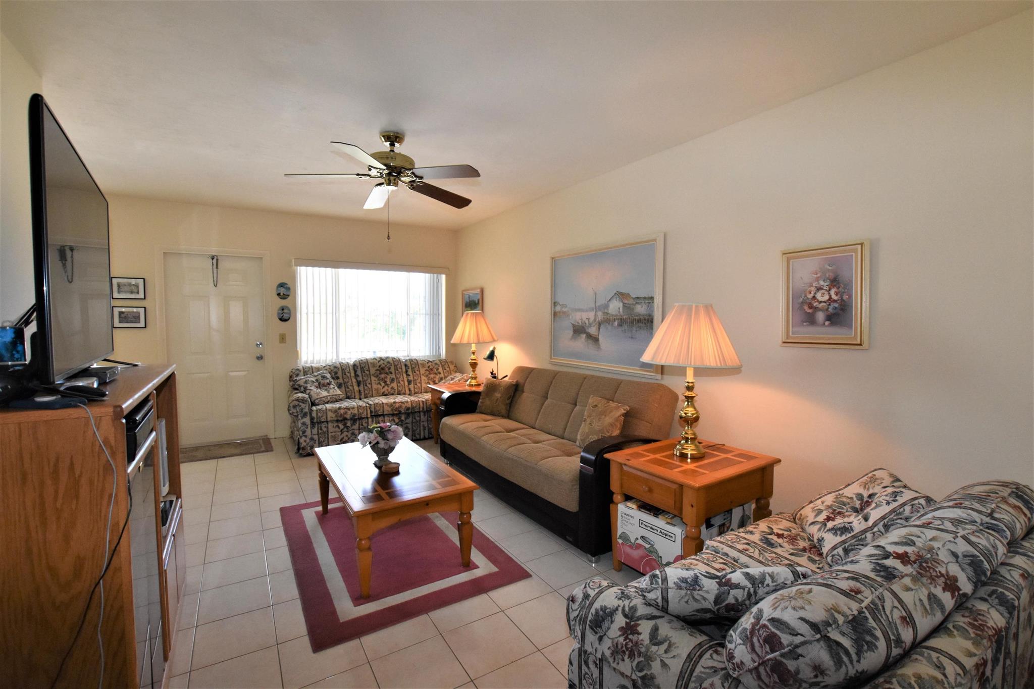 MURRY HILLS APT BLDG COND - Residential Lease