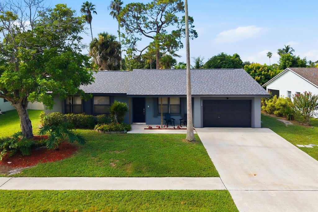 Photo of 108 SANTA MONICA Avenue, Royal Palm Beach, FL 33411 (MLS # B26069350)