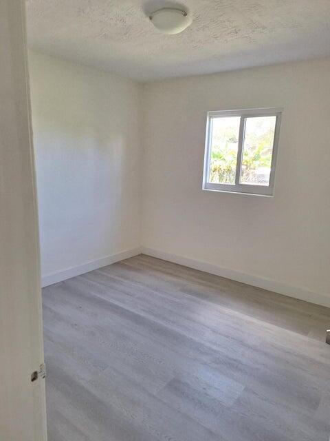 REPLAT OF PALM GARDENS - Residential