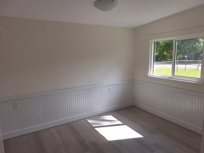 REPLAT OF PALM GARDENS - Residential