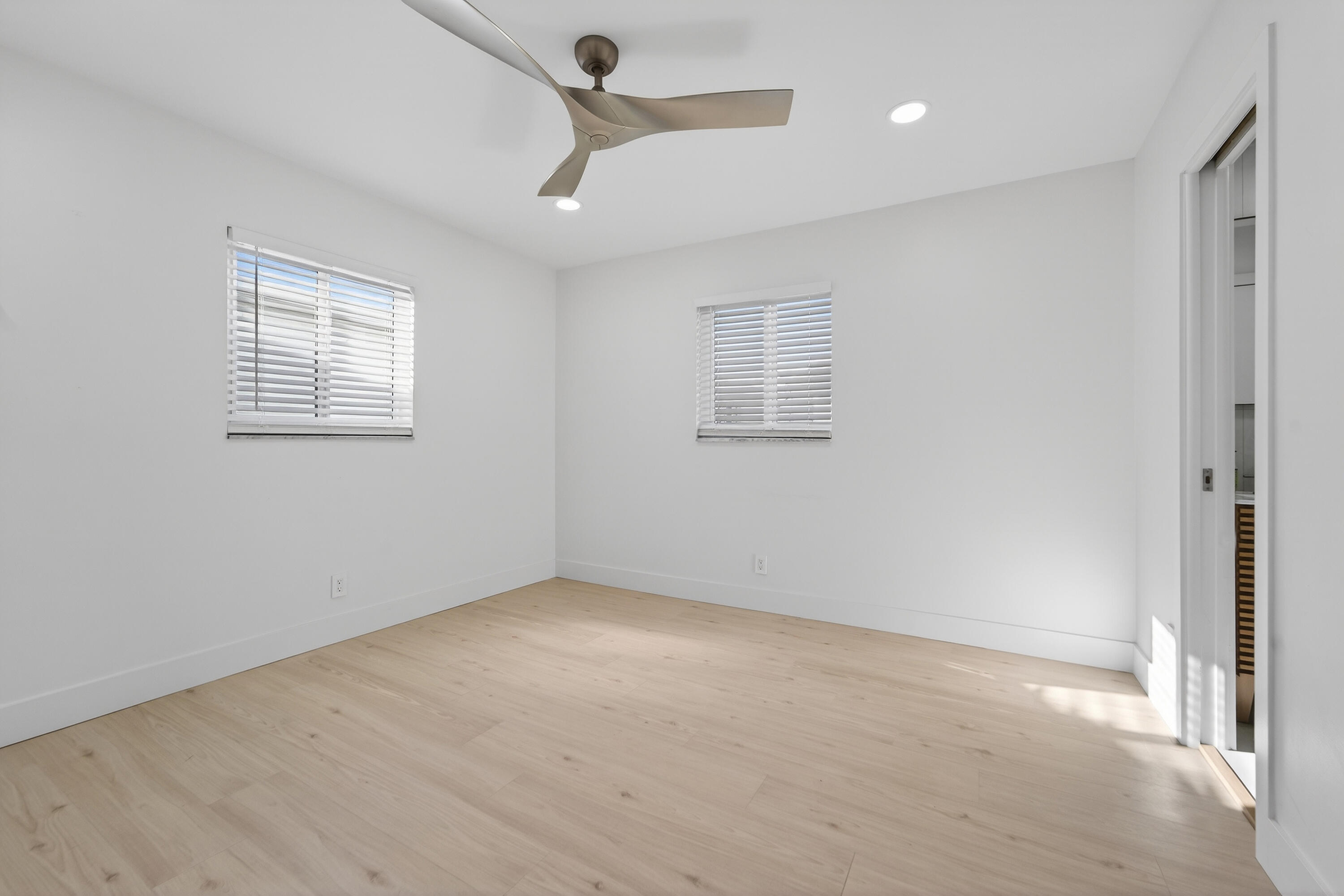 PALM BEACH LEISUREVILLE SEC 8 - Residential