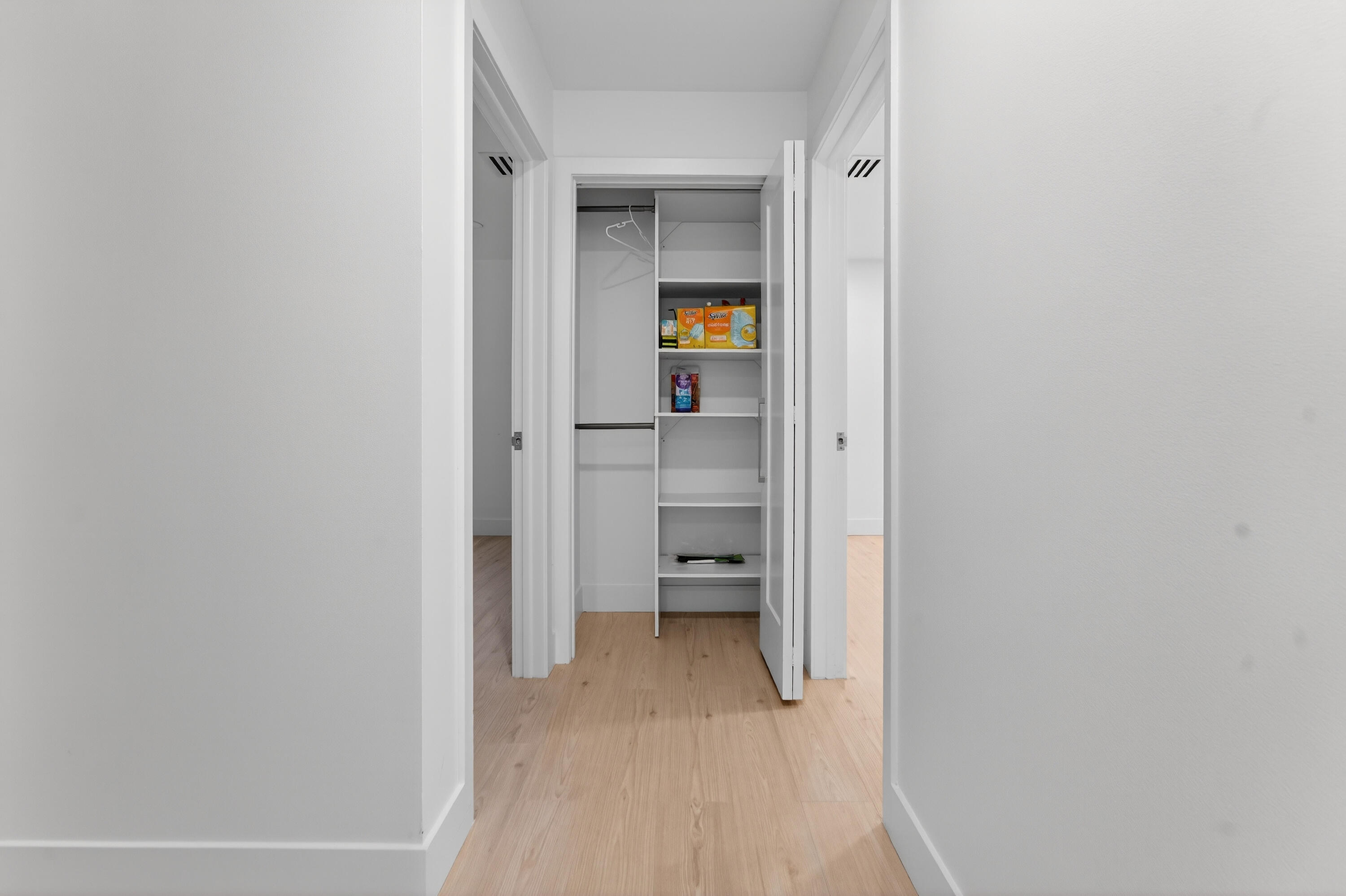 PALM BEACH LEISUREVILLE SEC 8 - Residential