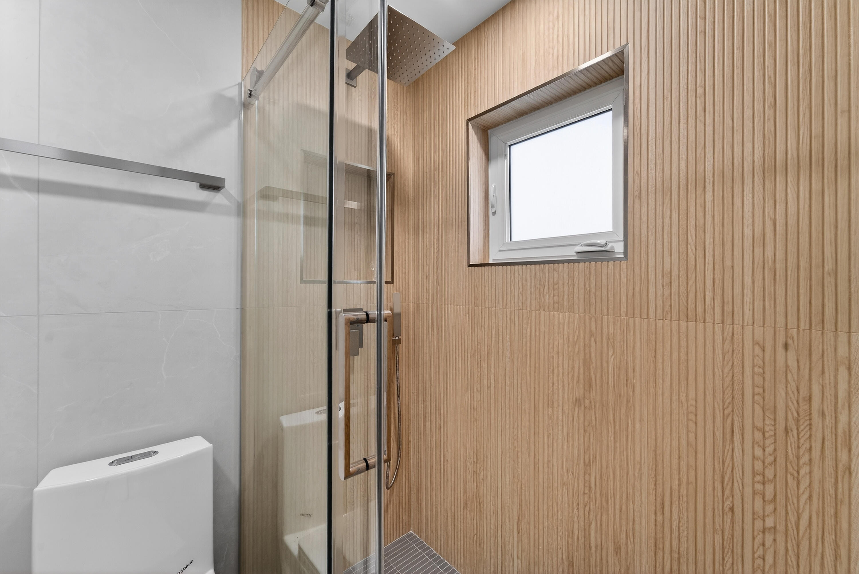 PALM BEACH LEISUREVILLE SEC 8 - Residential