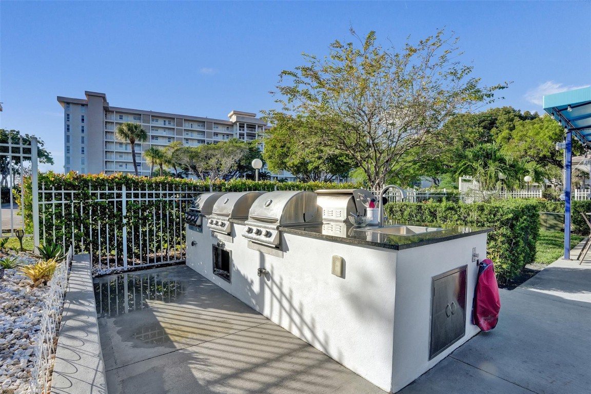 PALM AIRE - Residential