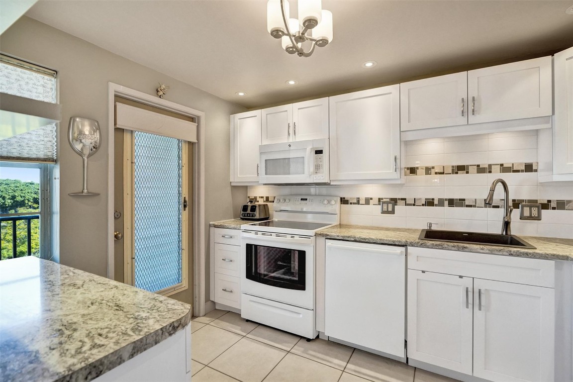 PALM AIRE - Residential