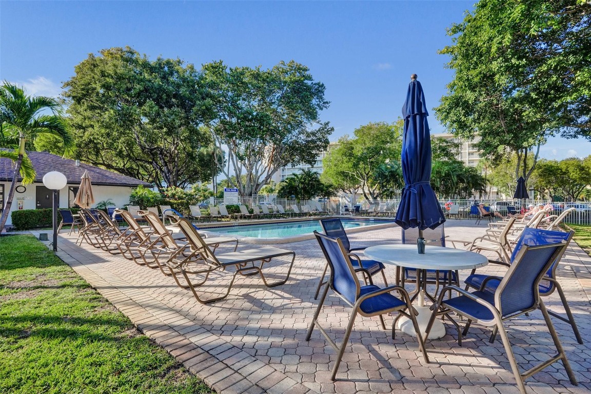 PALM AIRE - Residential