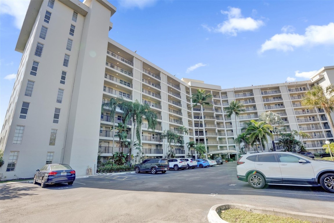 PALM AIRE - Residential