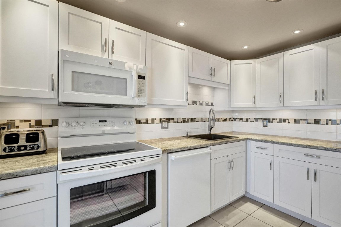 PALM AIRE - Residential