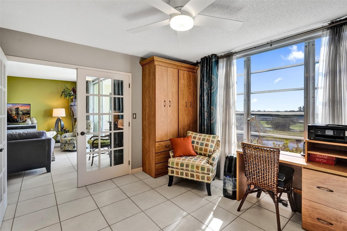 PALM AIRE - Residential