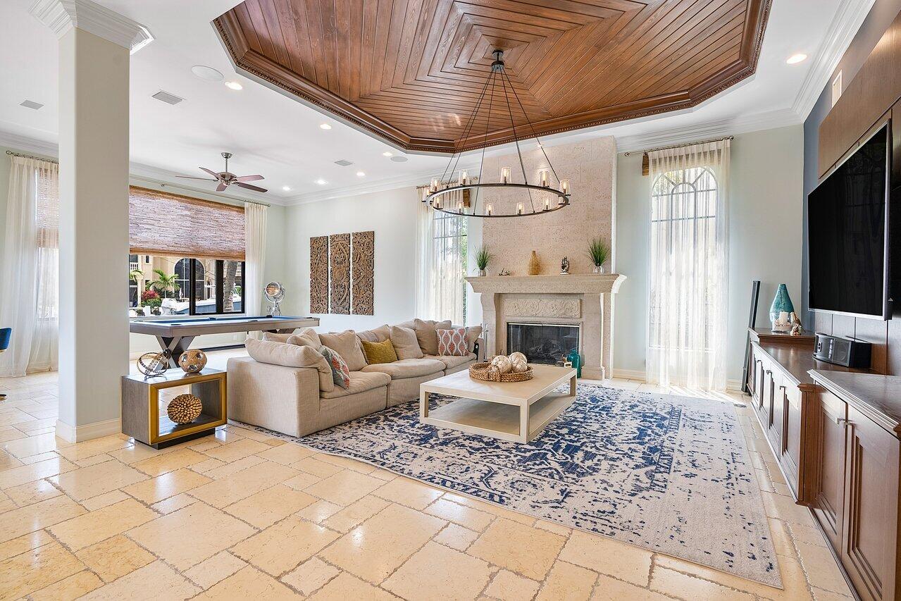 HARBOUR ISLES - Residential