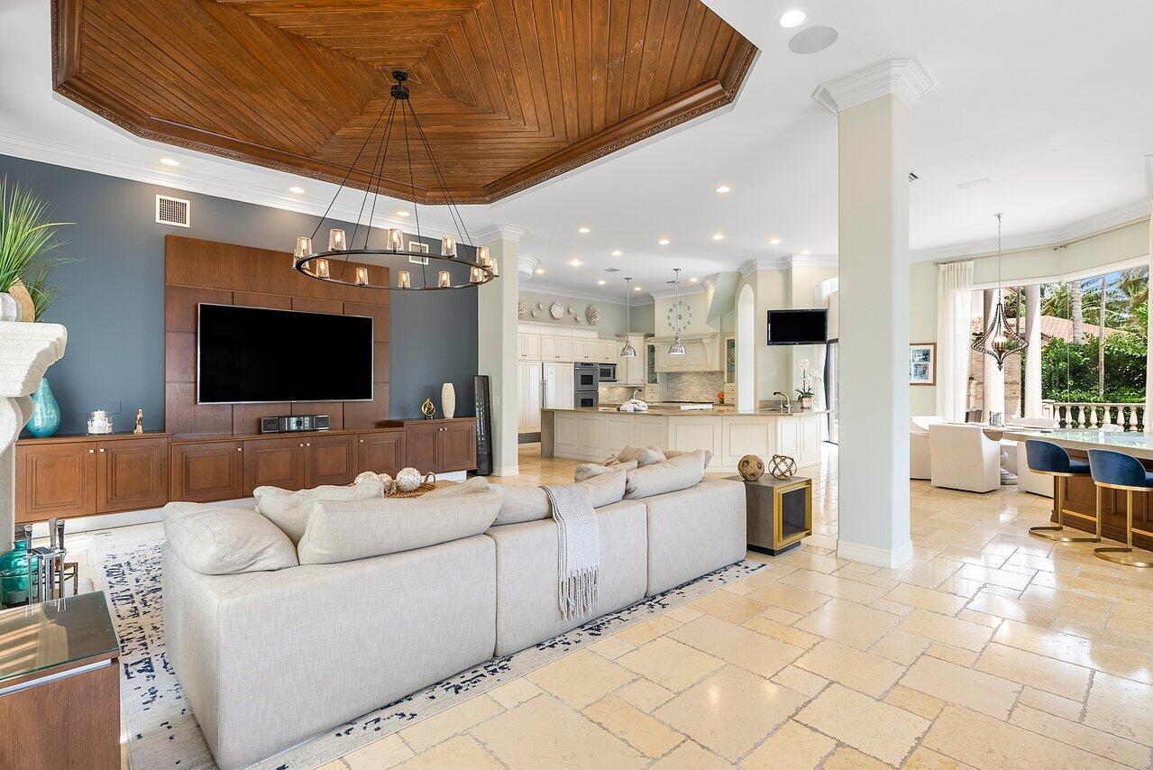 HARBOUR ISLES - Residential