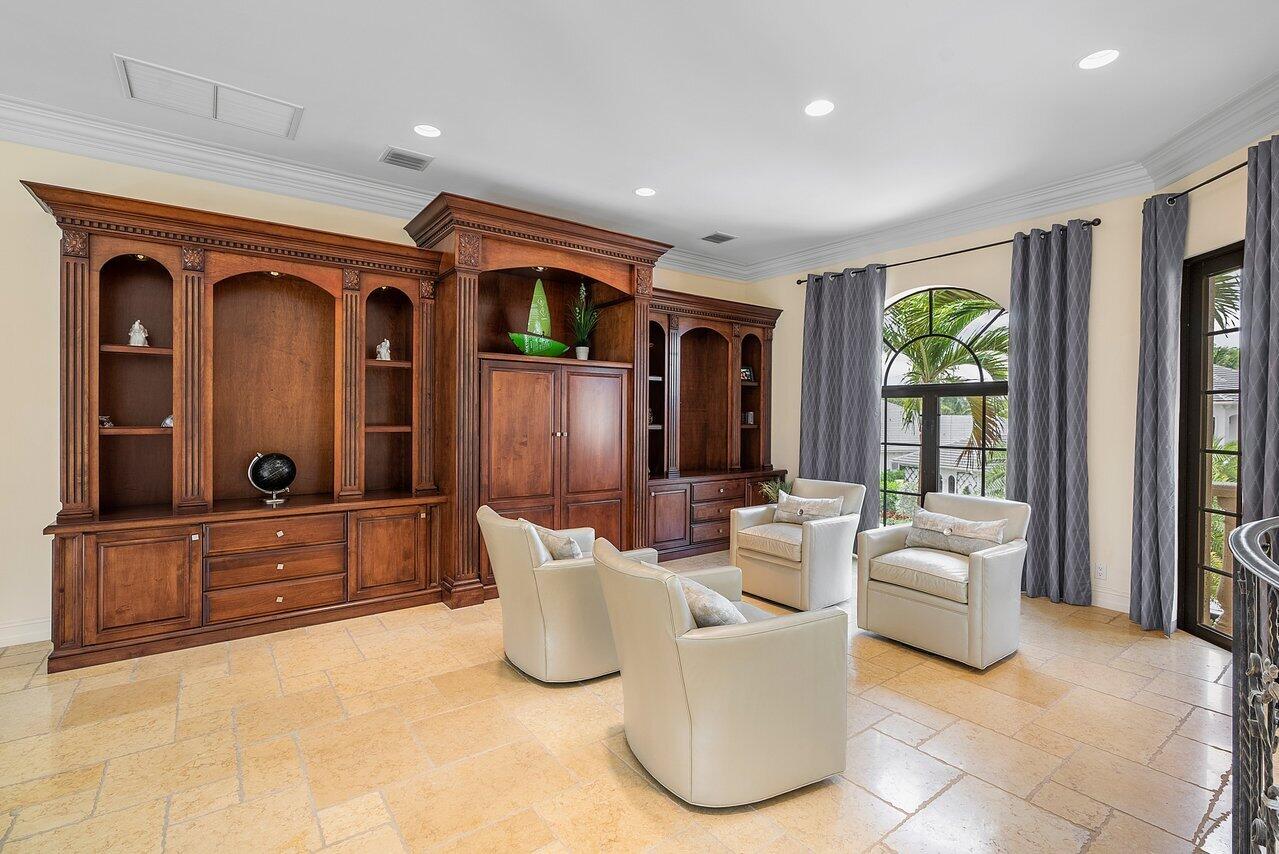 HARBOUR ISLES - Residential