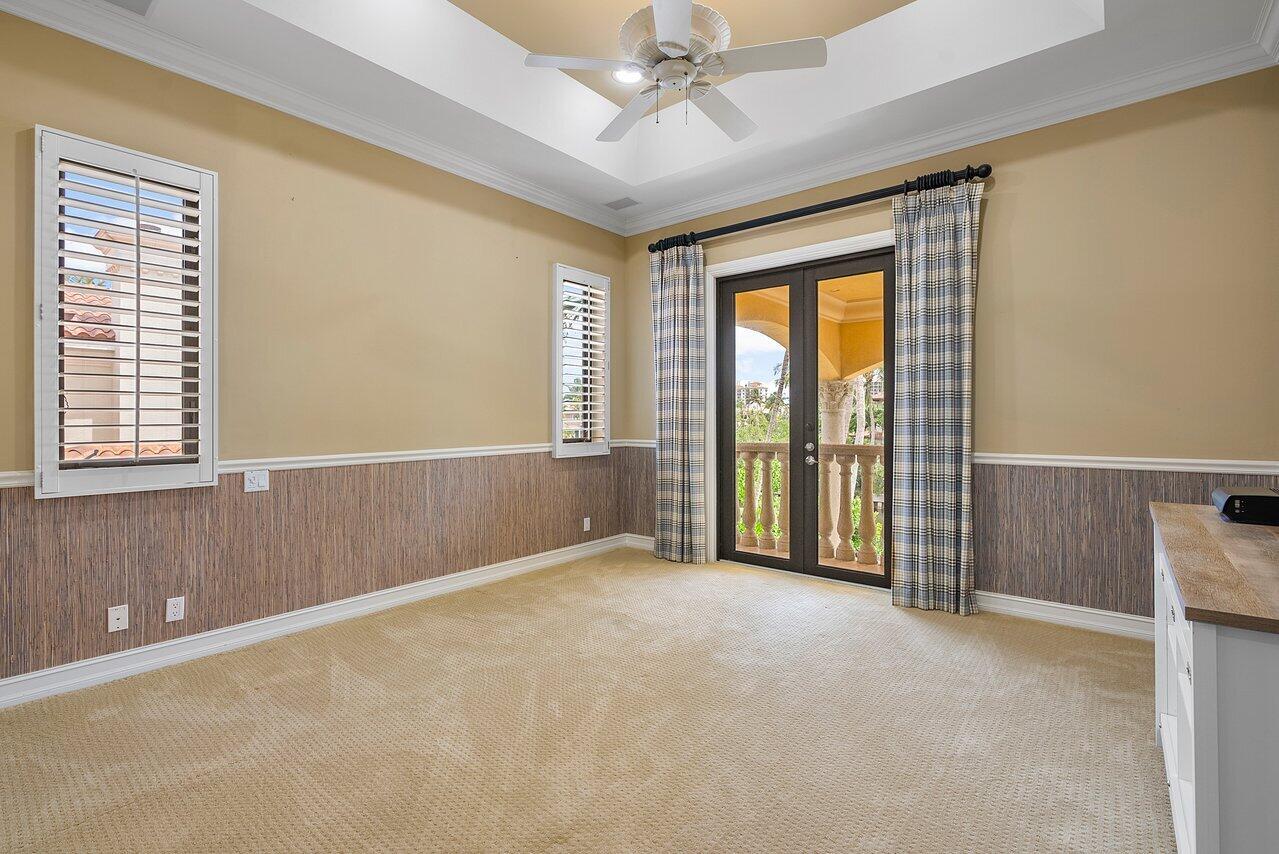 HARBOUR ISLES - Residential