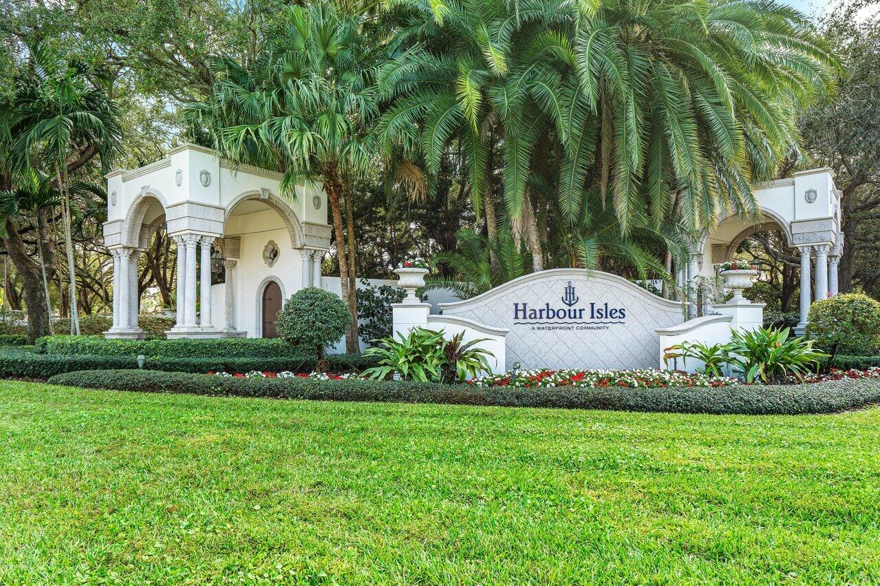 HARBOUR ISLES - Residential
