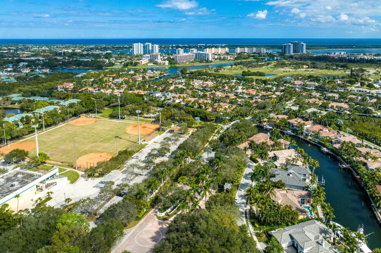 HARBOUR ISLES - Residential