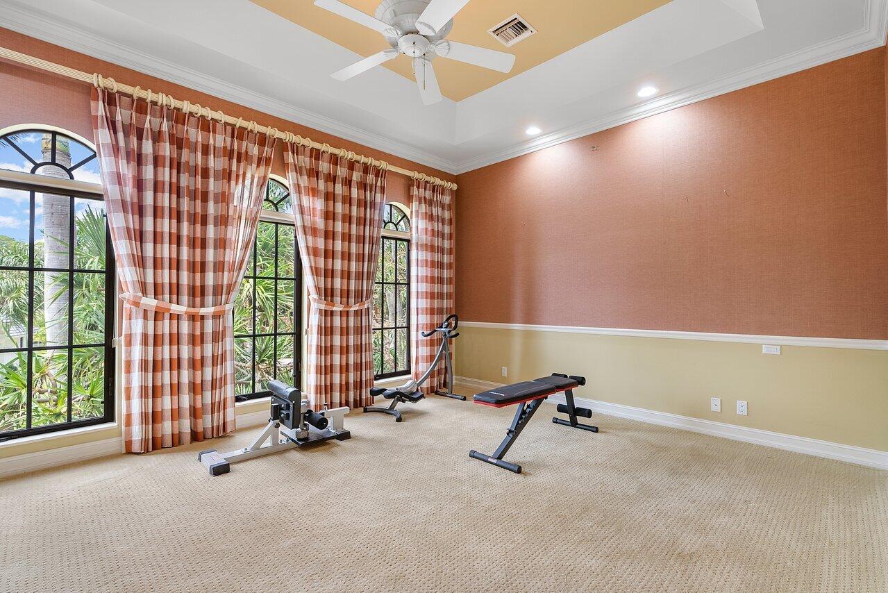 HARBOUR ISLES - Residential