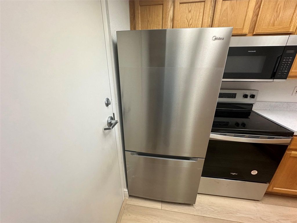 Photo of 4025 N Federal Highway #315B, Fort Lauderdale, FL 33308 (MLS # F10504617)