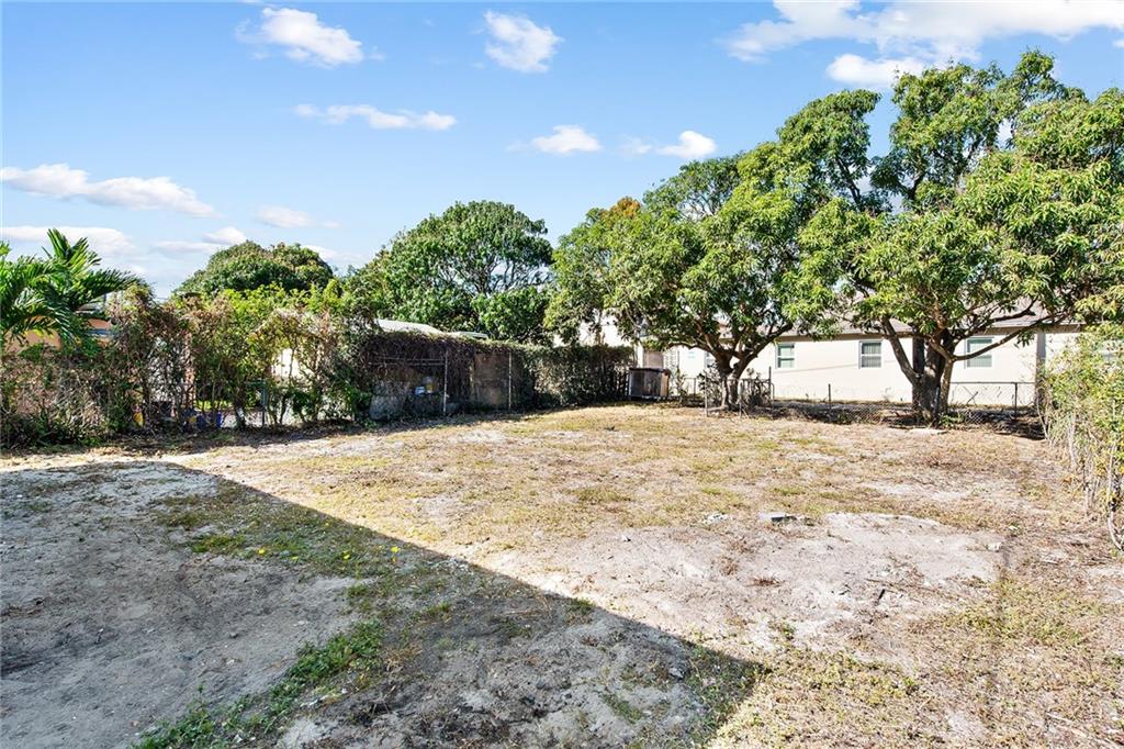 Lake Worth Town - Residential