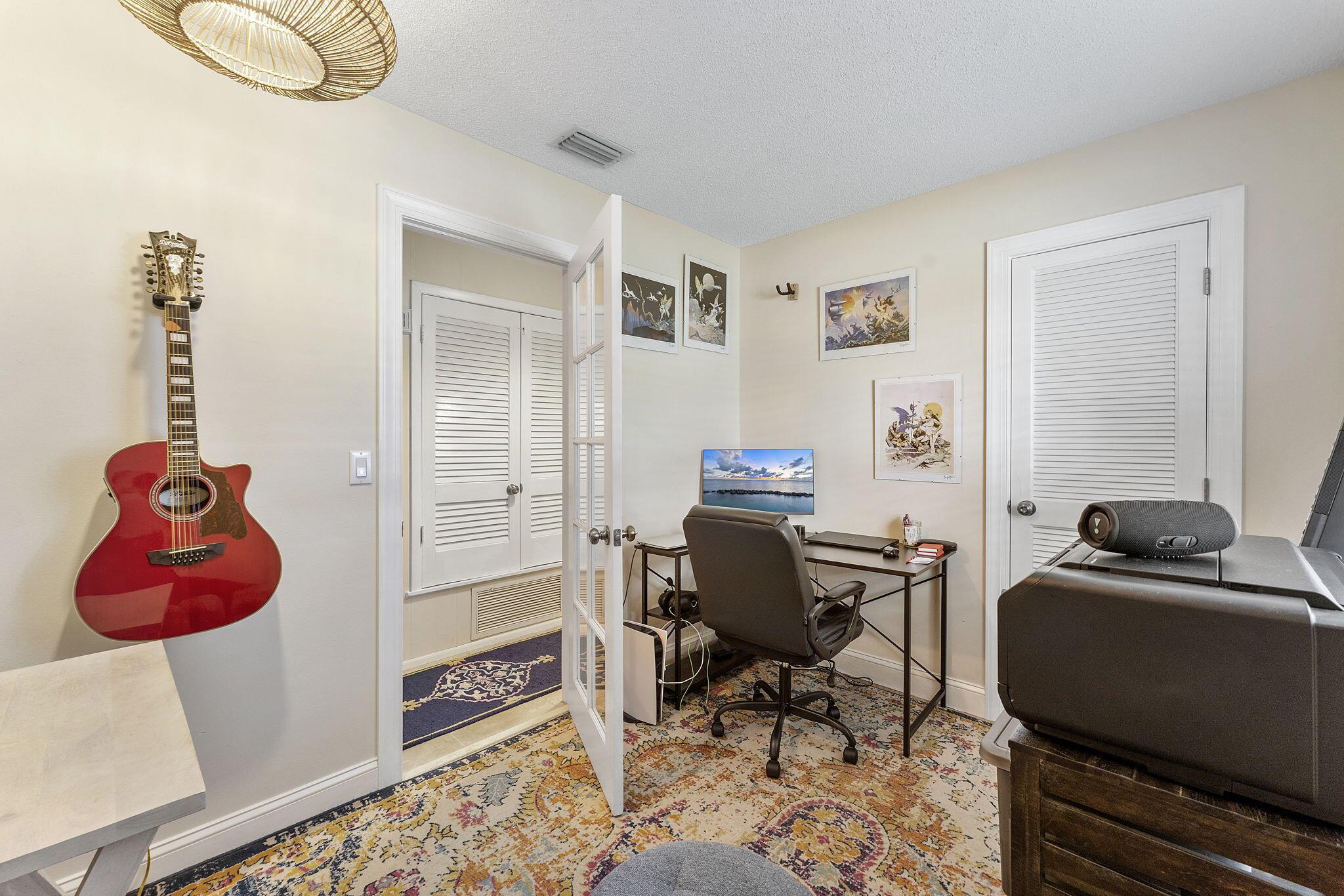 PORT ST LUCIE SECTION 24 - Residential