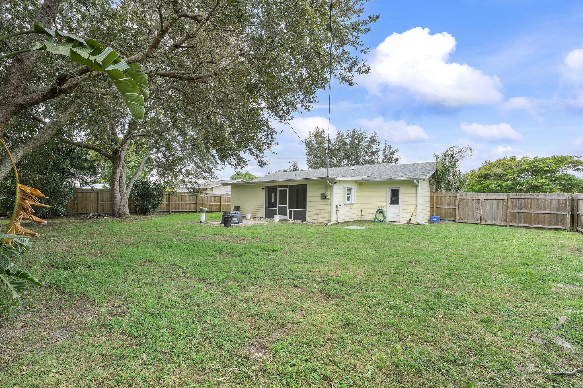 PORT ST LUCIE SECTION 24 - Residential