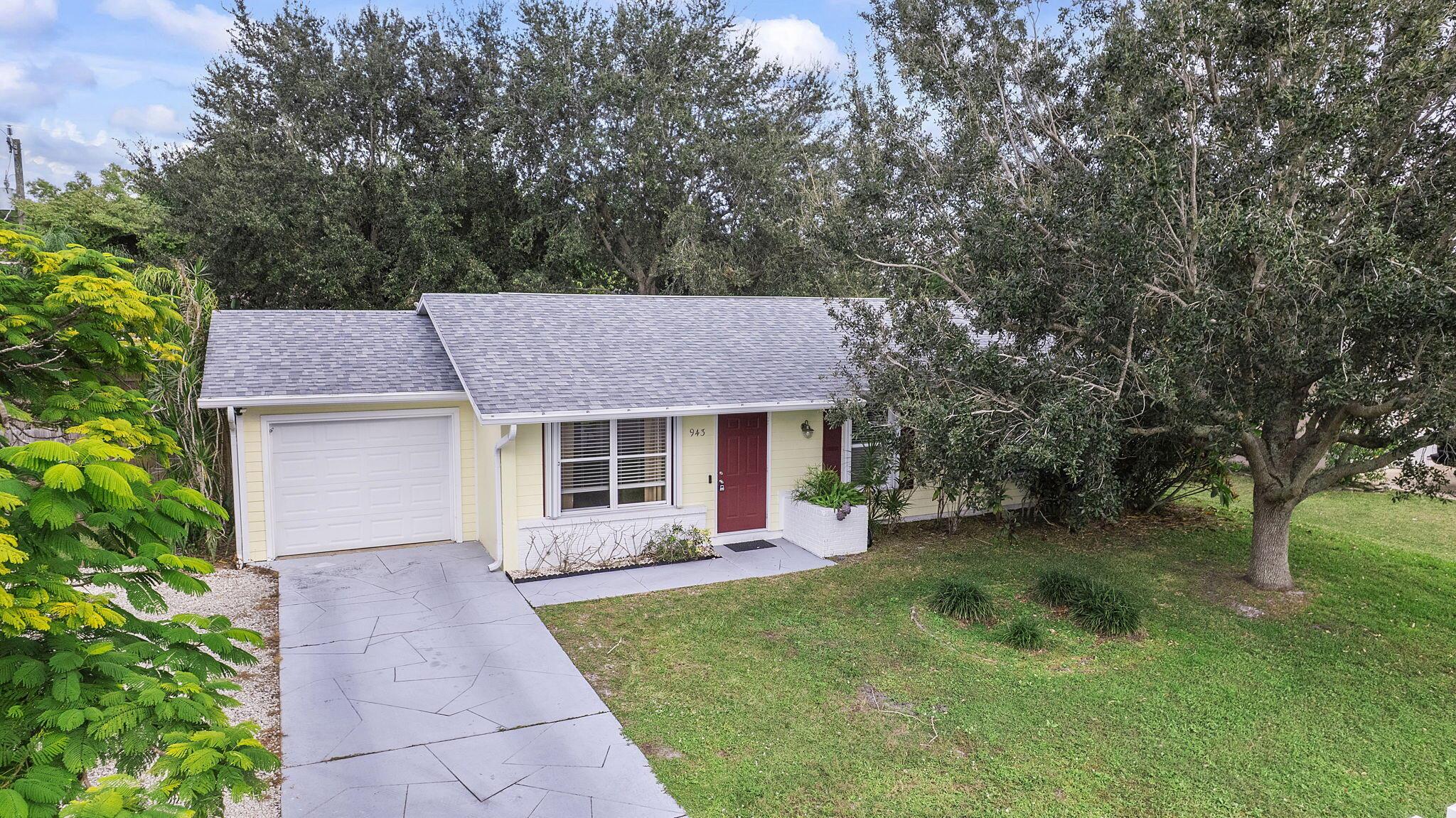 PORT ST LUCIE SECTION 24 - Residential