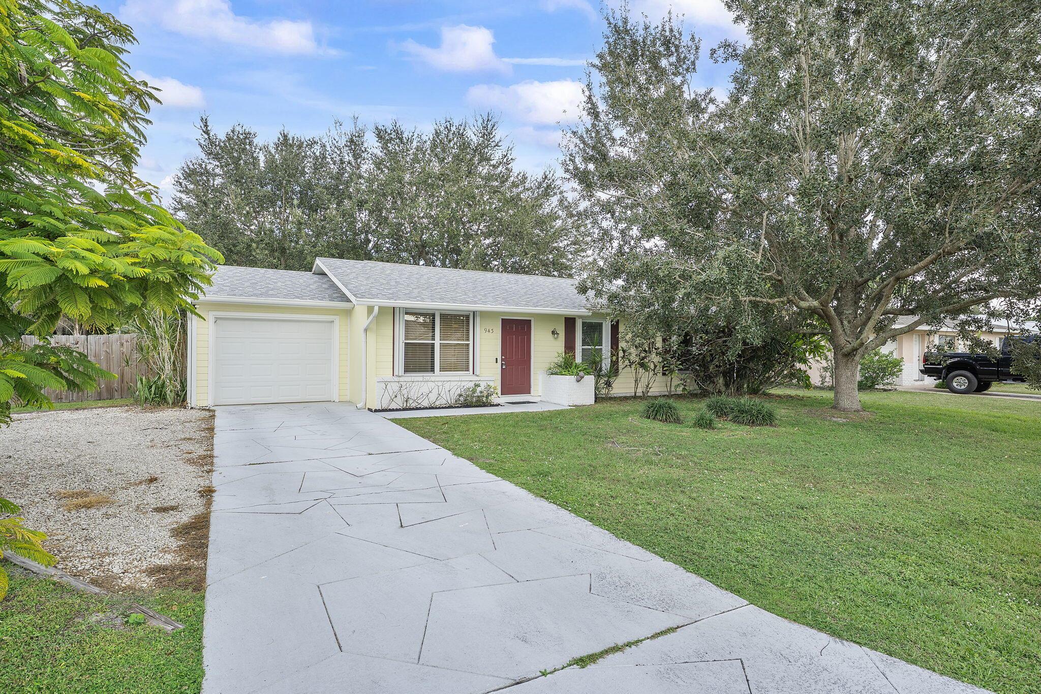 PORT ST LUCIE SECTION 24 - Residential