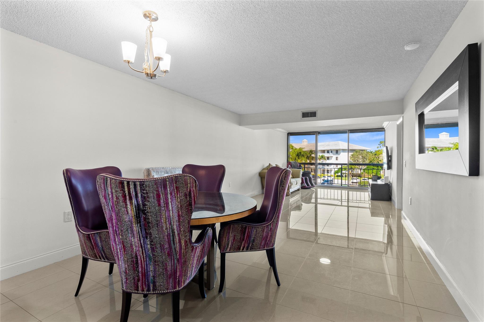 6217 Balboa Cir 304