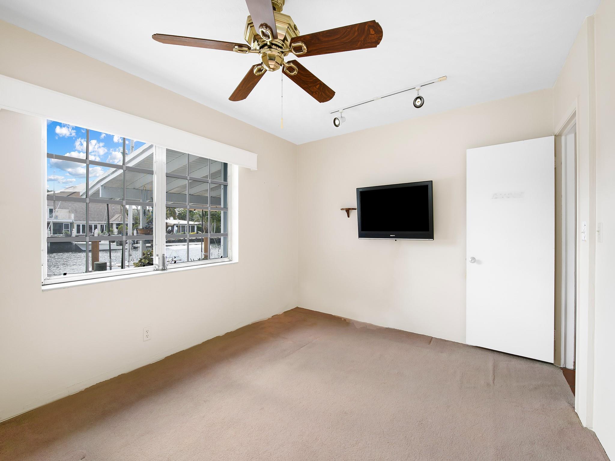 Lauderdale Harbors - Residential