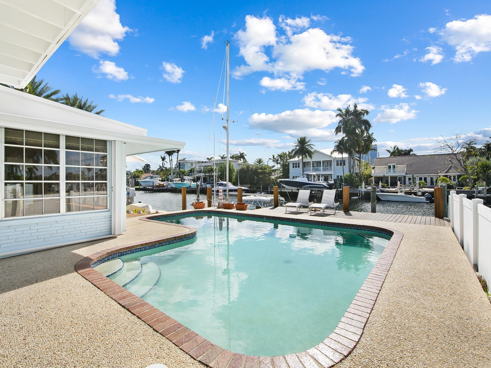 Lauderdale Harbors - Residential