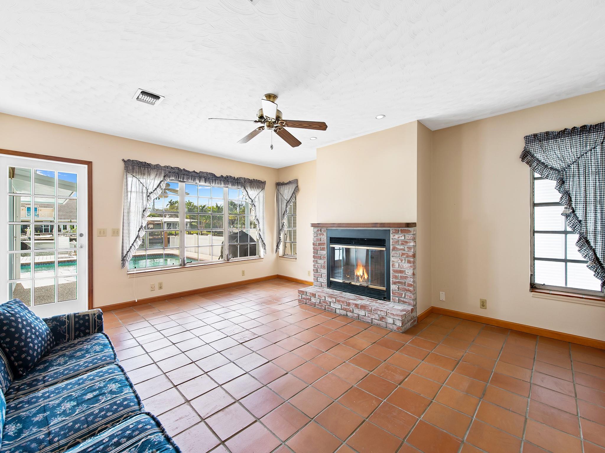 Lauderdale Harbors - Residential