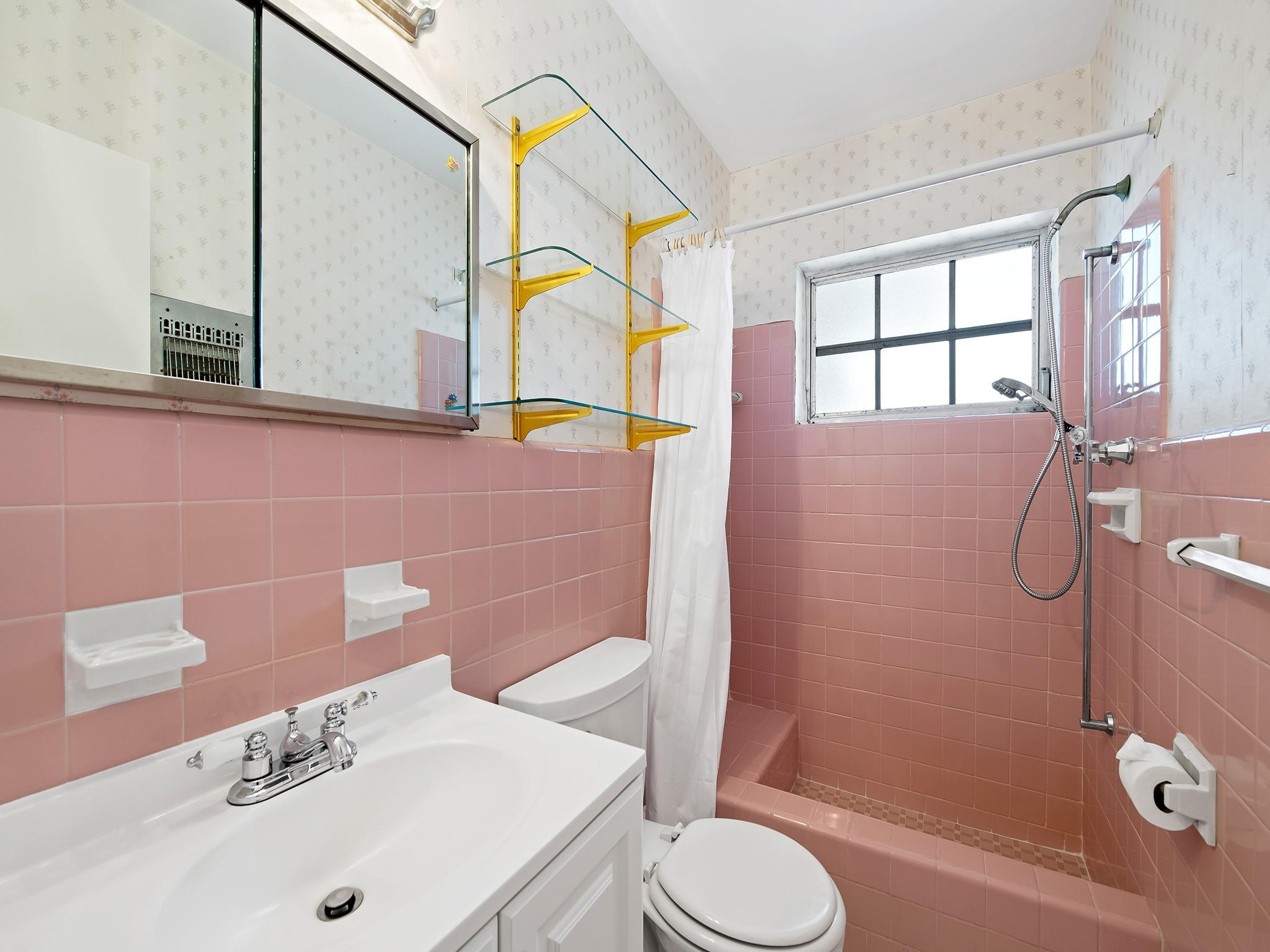 Lauderdale Harbors - Residential