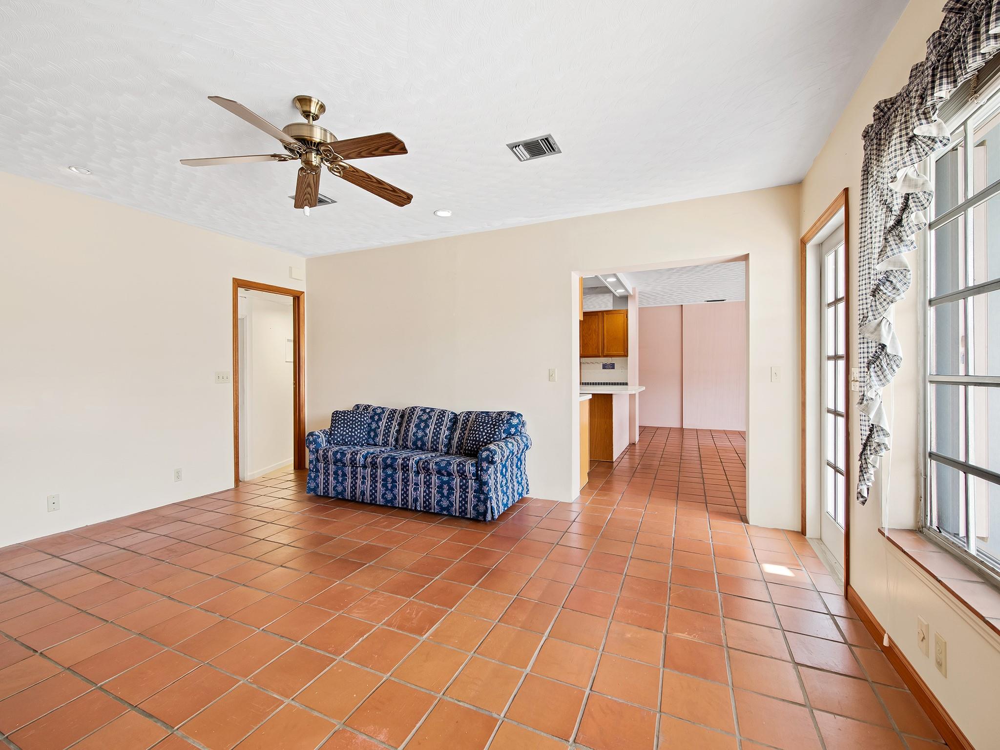 Lauderdale Harbors - Residential